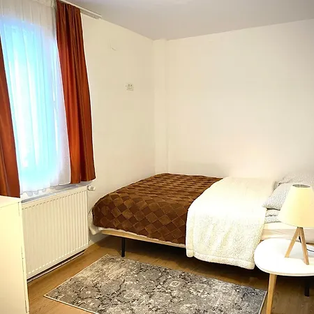 La Mama Guest house
